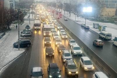 Более 9 тысяч нарушений ПДД совершили автомобилисты на дорогах Томской области за неделю - tomsk.mk.ru - Томская обл.
