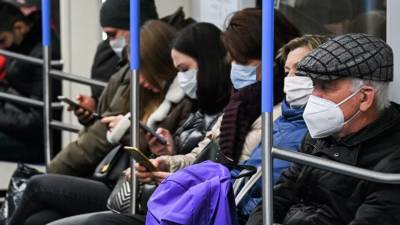 Владимир Гутенев - Светлана Бессараб - В Госдуме высказались по поводу идеи ввести скидку на общественный транспорт для вакцинированных - russian.rt.com
