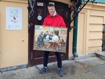 Евгений Ройзман - Ройзман продал картину «Прием у Ройзмана» за ₽1 млн. Деньги пойдут на лечение детей со СМА - znak.com - Екатеринбург