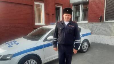 В Новосибирске тяжелобольная пациентка добралась до больницы с полицейскими и мигалкой - sib.fm - Россия - Новосибирск - Новосибирская обл.