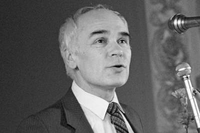 Андрей Кончаловский - Алексей Герман - Умер известный драматург и сценарист Юрий Клепиков - lenta.ru - Челябинск