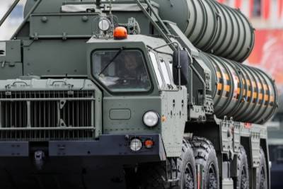 Владимир Путин - Российские военные за 4 года получили 25 систем ПВО С-400 и более 70 истребителей - interfax-russia.ru - Россия