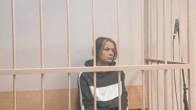 Ирина Волкова - «Немножко заигралась в инстаблогера»: суд освободил девушку, снявшуюся на фоне Исаакия в трусах - vm.ru - Санкт-Петербург