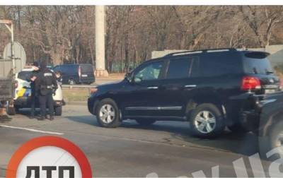Илья Кива - В полиции назвали причину остановки авто Кивы - korrespondent.net - Украина - Киев - район Голосеевский