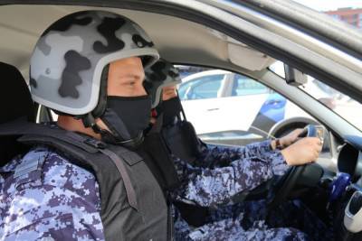 Бойцы Росгвардии взяли в Выборге стрелка с травматом - mk.ru - Ленинградская обл.