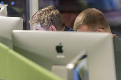 Российские интернет-проекты получат 1,6 миллиарда рублей на создание контента - lenta.ru - Москва - Россия - Санкт-Петербург - Московская обл. - Ростовская обл. - Свердловская обл. - Калининградская обл.