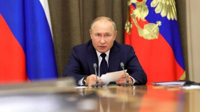 Владимир Путин - Путин: На корабль ВМС США можно посмотреть в бинокль или прицел - mir24.tv - Россия - США - Сочи