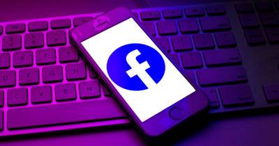 В Сеть слили планы Facebook отслеживать активность шестилетних детей - ren.tv - США