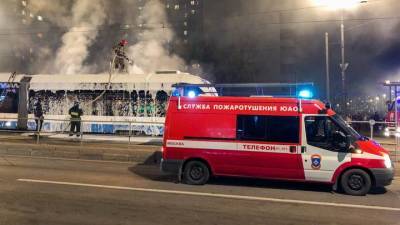 Крышу трамвая потушили на юге столицы - vm.ru - Москва - Россия