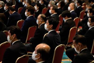 Фумио Кисиды - Правительство Японии ушло в отставку - lenta.ru - Япония
