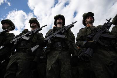 На Сахалине осуждены более 30 военных, которые пытались за взятки попасть на войну в Сирию - znak.com - Сирия - Сахалинская обл.
