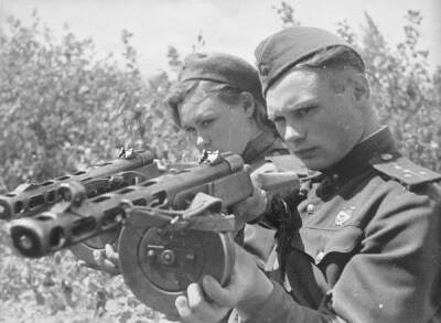 ППШ-41: как стрелял лучший автомат Второй мировой войны - Русская семерка - russian7.ru
