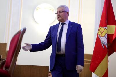 Владимир Мякуш - Александр Лазарев - Мякуш объявил о своей отставке с поста спикера челябинского ЗСО - znak.com - Челябинская обл.