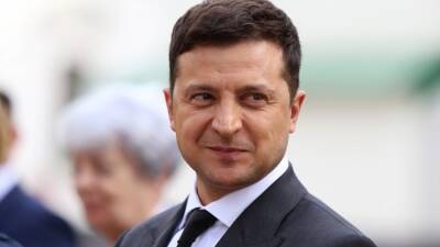 Владимир Зеленский - Леонид Кучма - Подписчики Зеленского высмеяли его за любовь к украинскому языку - 5-tv.ru - Украина