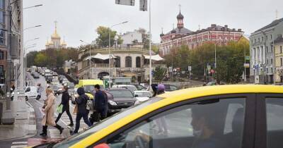 Почти половина таксистов в Москве оказались иностранцами с фальшивыми правами - moslenta.ru - Москва - Россия - Киргизия