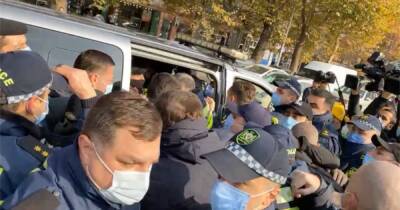 Михаил Саакашвили - В Тбилиси задержали более 40 активистов, вышедших на акцию в поддержку Саакашвили - dsnews.ua - Украина - Грузия - Тбилиси