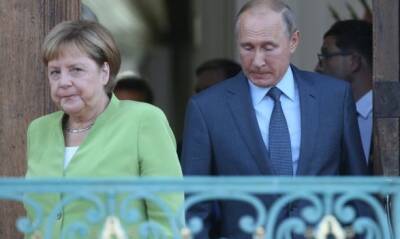 Владимир Путин - Ангела Меркель - Штеффен Зайберт - Меркель созвонилась с Путиным: призвала "повлиять" на ситуацию на границе Беларуси и Польши - unn.com.ua - Россия - Украина - Киев - Белоруссия - Германия - Польша