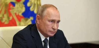 Владимир Путин - Татьяна Голикова - Путин обратился к Голиковой с просьбой объяснить важность своевременной вакцинации - runews24.ru - Россия