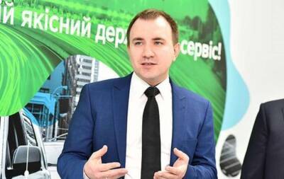 Сергей Гончаров - Украинцам облегчили жизнь, теперь техпаспорт и права можно заменить, не выходя из дома (ВИДЕО) - lenta.ua - Украина
