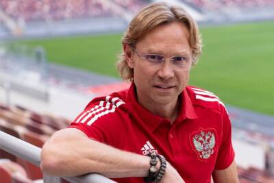 Валерий Карпин - Карпин обратился к болельщикам сборной России перед игрой с Кипром - sport.ru - Россия - Санкт-Петербург - Кипр