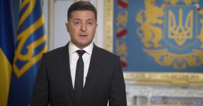 Владимир Зеленский - Зеленский считает, что олигархи шантажируют Украину проблемами в энергетике - delo.ua - Украина