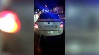 В Новосибирске пассажиры с ножом забрали у водителя Volkswagen Polo - sib.fm - Новосибирск - Новосибирская обл.