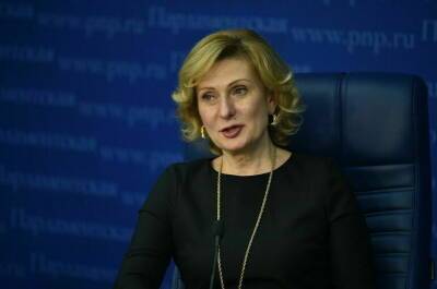 Инна Святенко - В Совфеде готовы детально изучить проекты о введении обязательных QR-кодов - pnp.ru