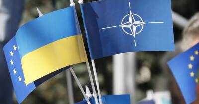 Соцопрос "Рейтинга": Подавляющее большинство украинцев поддерживают вступление страны в ЕС и НАТО - dsnews.ua - Украина