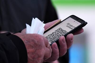 В России захотели ввести QR-коды в транспорте и общественных местах - lenta.ru - Россия