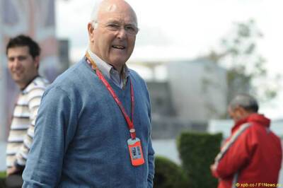 Мартин Брандл - Вышла новая книга про легендарного Марри Уокера - f1news.ru - Англия