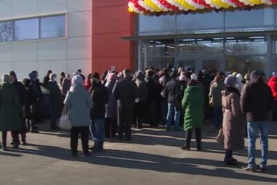 Новый магазин «Абсолют» собрал толпу читинцев на открытии во время ограничений - chita.ru - Забайкальский край - Чита