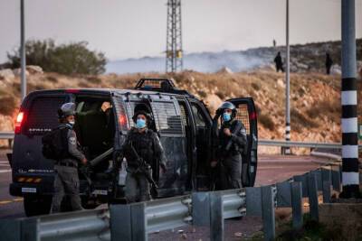 Халатность бойцов МАГАВ чуть не убила женщину с младенцем - news.israelinfo.co.il