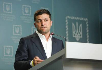 Владимир Зеленский - Петр Порошенко - Рейтинг Зеленского и партии «Слуга народа» продолжает стремительно падать - news-front.info - Украина