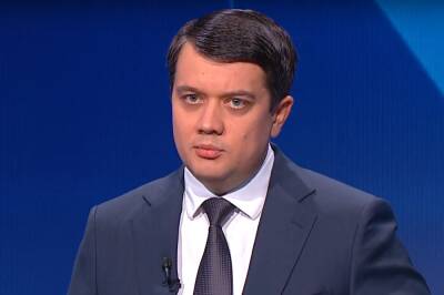 Владимир Зеленский - Дмитрий Разумков - Рейтинг Разумкова неожиданно взлетел, украинцы назвали фаворитов в президентской гонке: результаты опроса - politeka.net - Украина