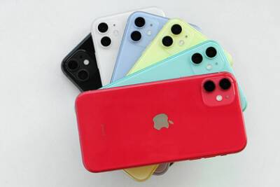 Популярный iPhone подешевел на 25 процентов - lenta.ru - Россия