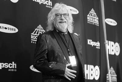 Умер барабанщик группы Moody Blues - lenta.ru - Англия