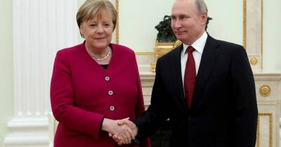 Владимир Путин - Ангела Меркель - Александр Лукашенко - Меркель призвала Путина к переговорам в Нормандском формате - dsnews.ua - Россия - Украина - Германия - Франция - Донбасс