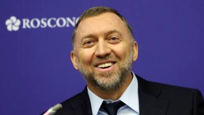 Алексей Навальный - Олег Дерипаска - Суд обязал Навального опровергнуть его слова о миллиардере Дерипаске - svoboda.org - Москва