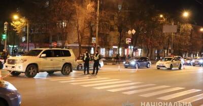 Дети, которых сбил внедорожник в Харькове, получили сотрясение мозга - kp.ua - Украина - Харьков