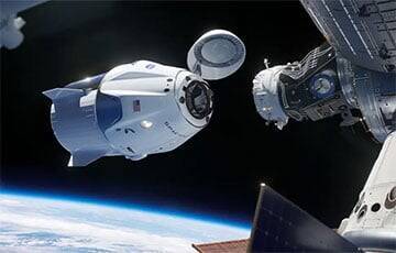 Илон Маск - Томас Маршберн - Радж Чари - Астронавты NASA прибыли на корабле Илона Маска на МКС: видеофакт - charter97.org - США - Киев - Белоруссия