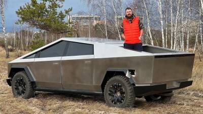 Валентин Петухов - Tesla Cybertruck - Работу над Tesla Cybertruck для блогера-миллионера завершил механик-самоучка из Воронежа - gorcom36.ru - Москва - Россия - Воронеж