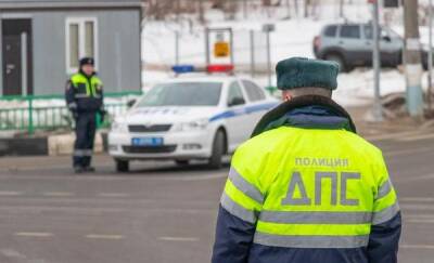 В Тюменской области женщине помогли вытащить скутер из грязи, а затем оштрафовали - news.megatyumen.ru - Россия - Тюменская обл.