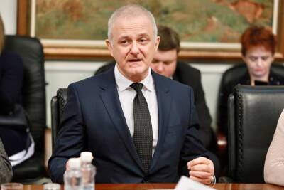 Анатолий Семенов - Главный санитарный врач Челябинской области «поправил» рост заболеваемости COVID-19 - znak.com - Челябинская обл.