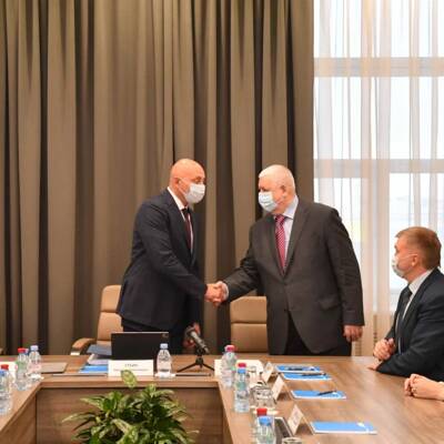 "Норникель" и сотрудники компании подписали обновленный коллективный договор до 2024 года - radiomayak.ru - Норильск