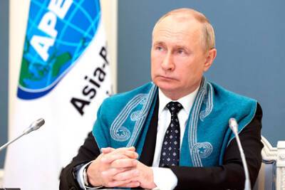 Владимир Путин - Дмитрий Песков - Путин призвал ускорить процесс взаимного признания ковид-сертификатов - lenta.ru - Москва - Россия