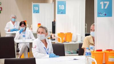 Почти 5,5 миллиона москвичей прошли полную вакцинацию от COVID-19 - vm.ru - Москва - Россия