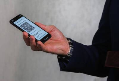 Новосибирец пожаловался на неработающий QR-код после вакцинации «Спутником Лайт» - online47.ru - Новосибирск