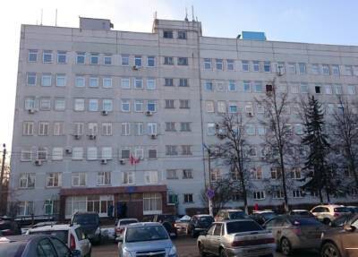 Хирурги в Подмосковье вынули из глаза водителя 12-сантиметровый осколок стекла - province.ru - Московская обл.