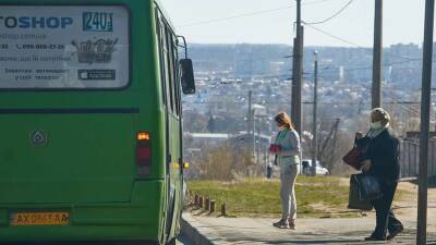 На Киевщине вступили в силу запреты на проезд в общественном транспорте - lenta.ua - Украина - Киевская обл.
