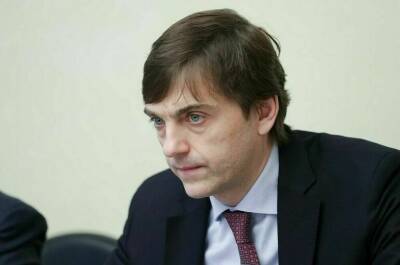 Сергей Кравцов - В Минпросвещения не планируют перевод школ на дистант - pnp.ru
